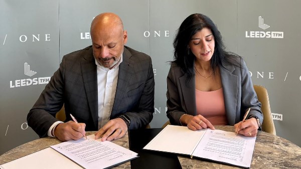 وان أوف وان