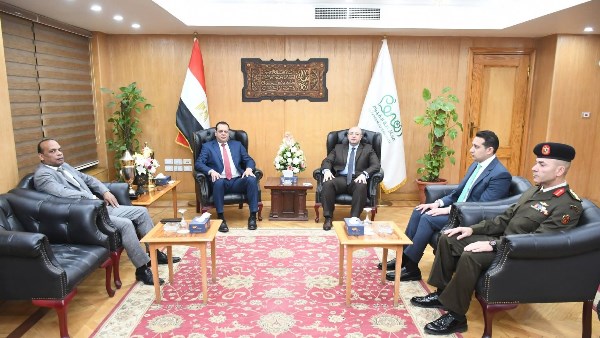 محافظ الفيوم