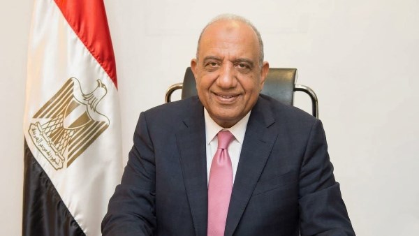 وزير الكهرباء