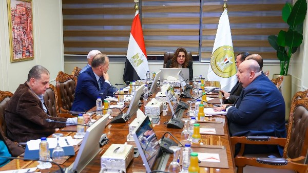 وزيرة التنمية المحلية 