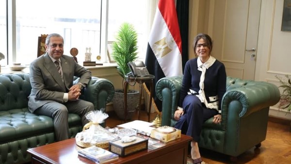العاصمة الجديدة.. وزيرة الثقافة تبحث مع رئيس شركة العاصمة الإدارية تعزيز التعاون