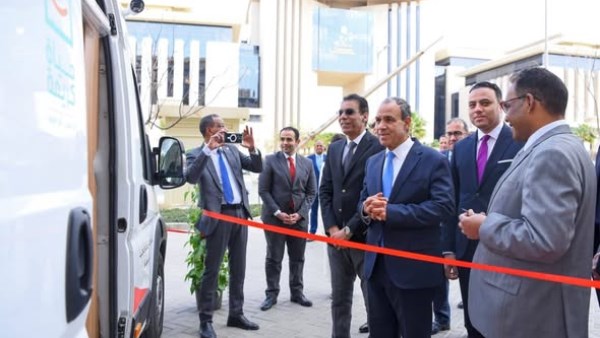 افتتاح وتشغيل مكتب تصديقات متنقل بالعاصمة الجديدة