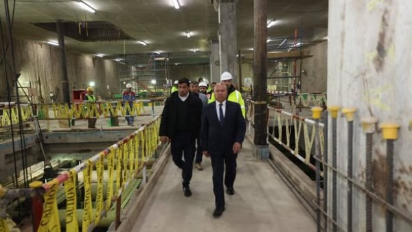 صور.. وزير النقل يتفقد محطة الملك الصالح بمشروع المرحلة الأولى للخط الرابع للمترو 