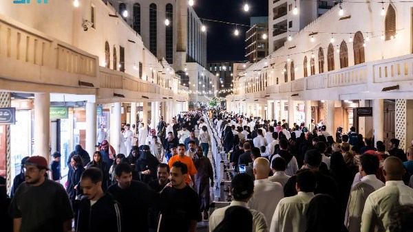 أسواق جدة التاريخية تشهد إقبالًا متزايدًا استعدادًا لعيد الفطر