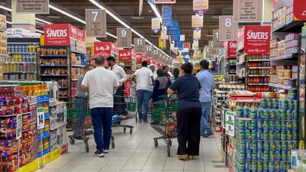 تداعيات الحرب.. قطر تعلن رفع القدرة الاستيعابية لمخزون الأمن الغذائي الاستراتيجي