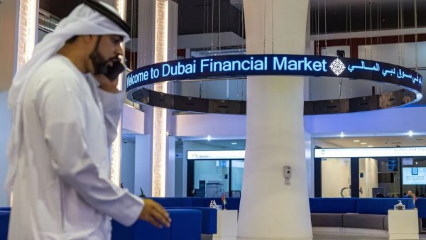 هبوط أسواق الإمارات بفعل التوترات السياسية ومخاوف إمدادات الطاقة