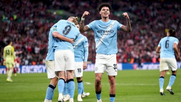 مانشستر سيتي يتوج بكأس كاراباو بعد فوزه على آرسنال بثنائية نظيفة