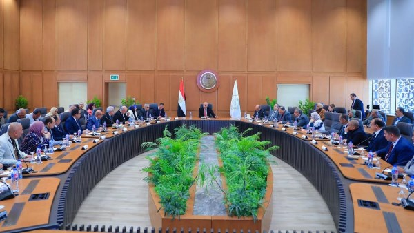 توجيهات عاجلة لضبط الحضور والغياب وتحسين التحصيل الدراسي للطلاب