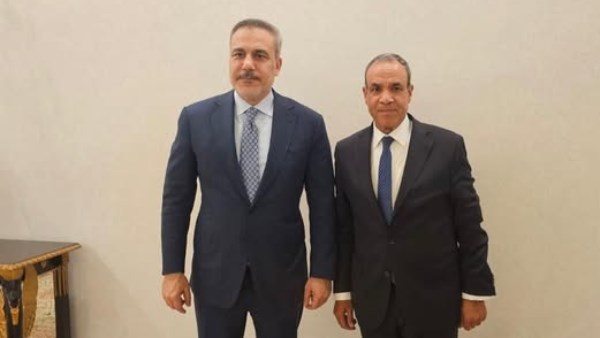 وزير الخارجية يلتقي نظيره التركي لبحث العلاقات الثنائية وتنسيق جهود خفض التصعيد