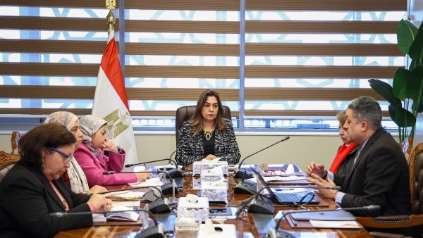 الدكتورة منال عوض