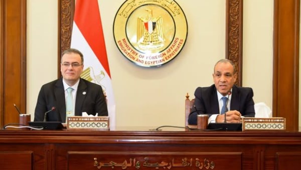 وزير الخارجية