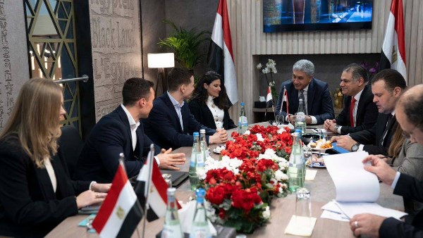 وزير السياحة