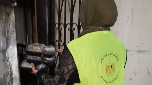 توزيع وجبات