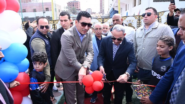 وزير الشباب والرياضة