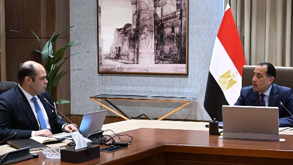 رئيس مجلس الوزراء