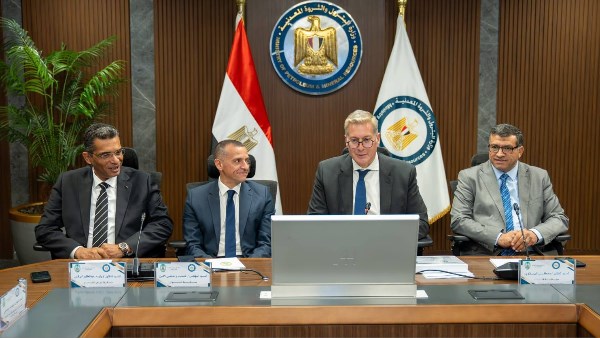 وزير البترول