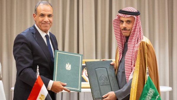 وزير الخارجية