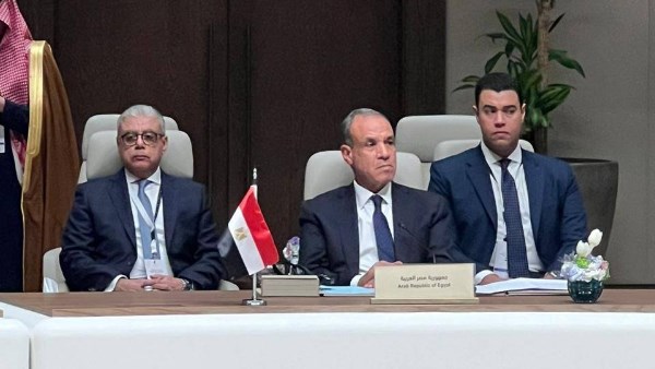 وزير الخارجية