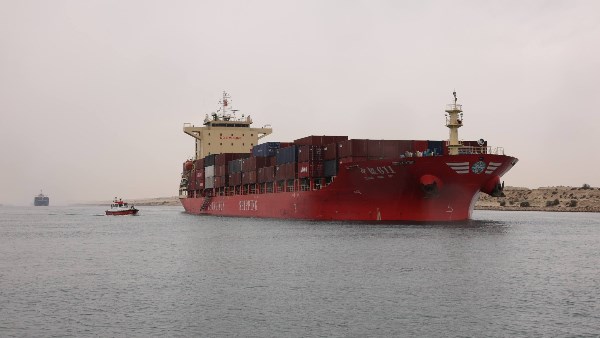 قناة السويس