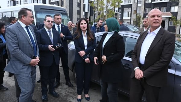 وزيرة الإسكان