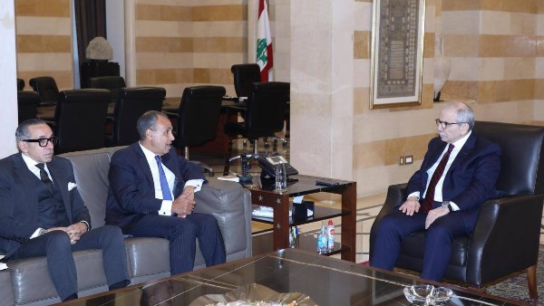 الرئيس نواف سلام