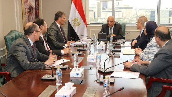 وزير الكهرباء 