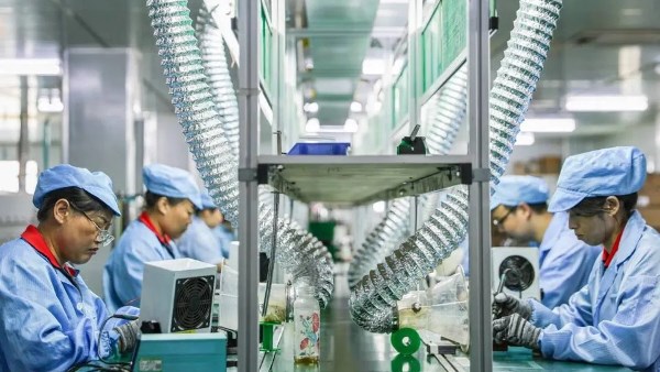 إيرادات قطاع البرمجيات في الصين تتجاوز تريليوني يوان خلال شهرين