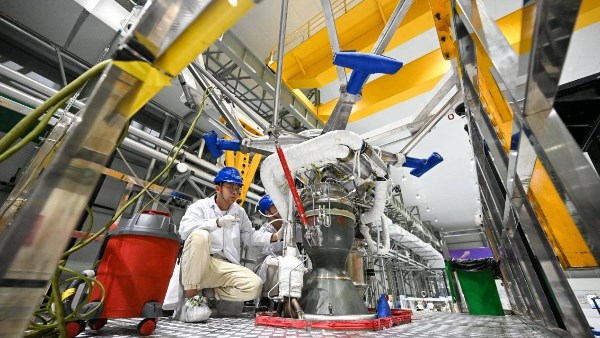 قطاع الفضاء التجاري في الصين يتجاوز تريليون يوان بنهاية 2025