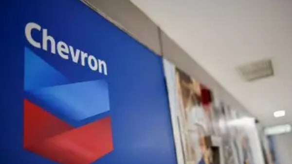 شيفرون وشل توسعان استثماراتهما النفطية في فنزويلا عبر اتفاقات جديدة