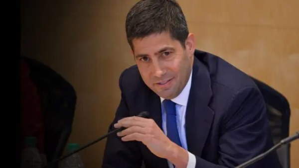 ترشيح كيفن وارش لرئاسة الفيدرالي يقترب من الحسم رغم تحديات سياسية