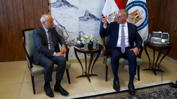 مصر تجذب استثمارات جديدة من توتال إنرجيز في قطاع الغاز