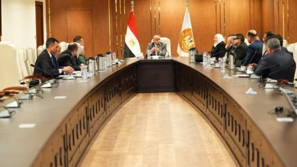 وزير العمل يؤكد تعزيز التعاون مع البرلمان لدعم التشغيل والحماية الاجتماعية