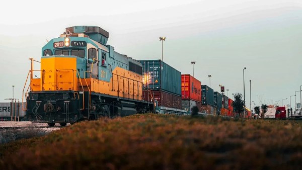 السعودية تعلن إطلاق خدمة متكاملة لنقل فوسفات ثنائي الأمونيوم (DAP)