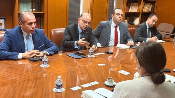 وزير الاستثمار يعرض رؤية مصر الاقتصادية أمام موديز في واشنطن