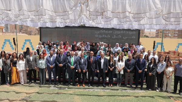 ڤودافون مصر تحتفي بأثر برنامج "معاكي" لتمكين المرأة الريفية.. وتكرّم سفيرات البرنامج 