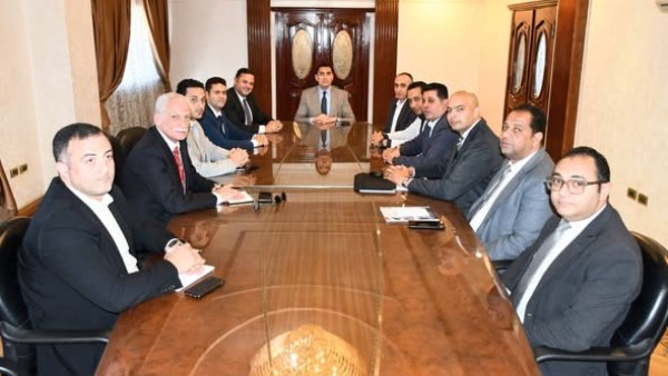 وزير الرياضة يبحث خطط تطوير اتحاد الشراع والاستعداد لبطولات العالم