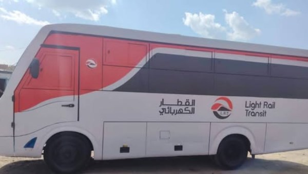 بدء التشغيل التجريبي لمنظومة نقل حديثة لربط مدينة الشروق بالقطار الكهربائي الخفيف