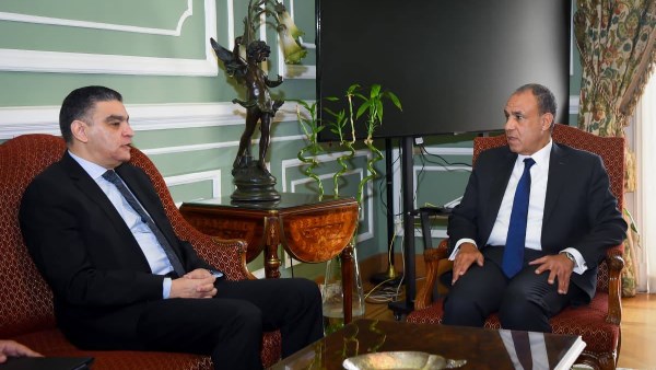 وزير الخارجية