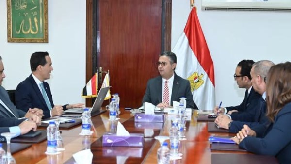 وزير التموين