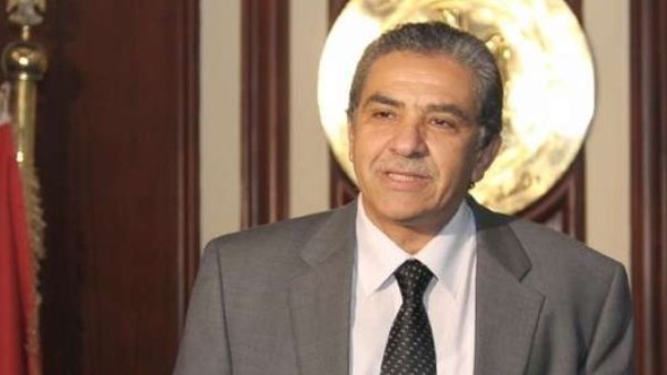 الدكتور خالد فهمى