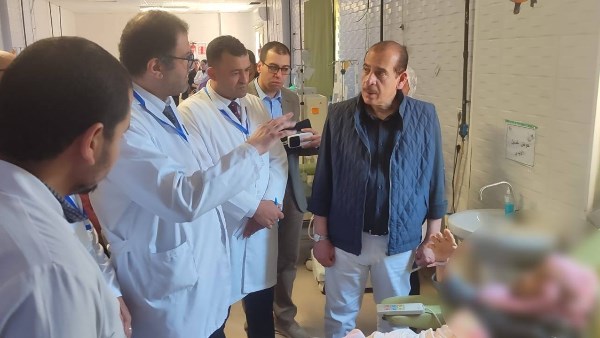  الدكتور عمرو قنديل