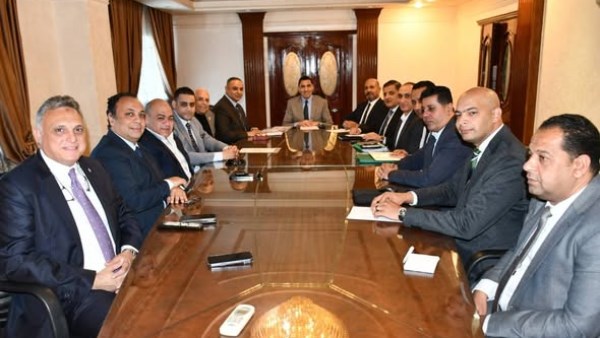 وزير الشباب والرياضة