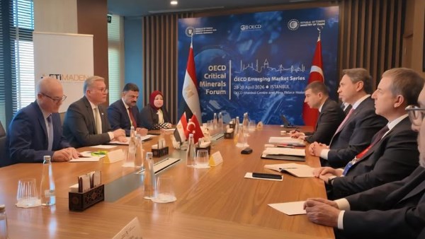 وزير البترول