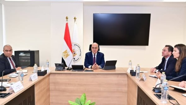 وزير الموارد المائية