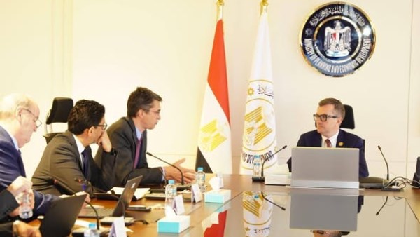 وزير التخطيط