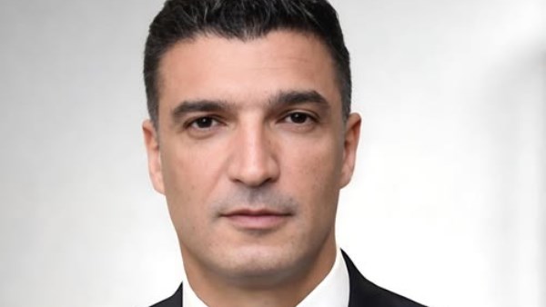 وزير الصناعة