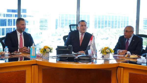 رئيس البورصة المصرية 