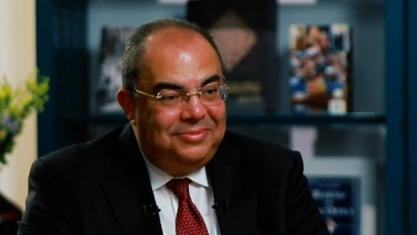 محمود محى الدين