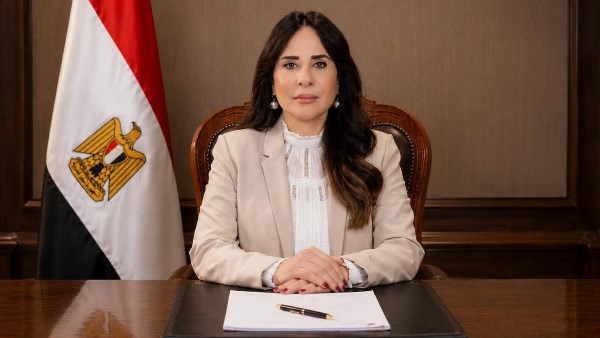 وزير الإسكان 