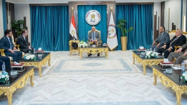 وزير الدولة للإنتاج الحربي يبحث مع سفير أرمينيا أوجه التعاون المشترك